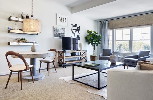 Photo - Greybarn Amityville