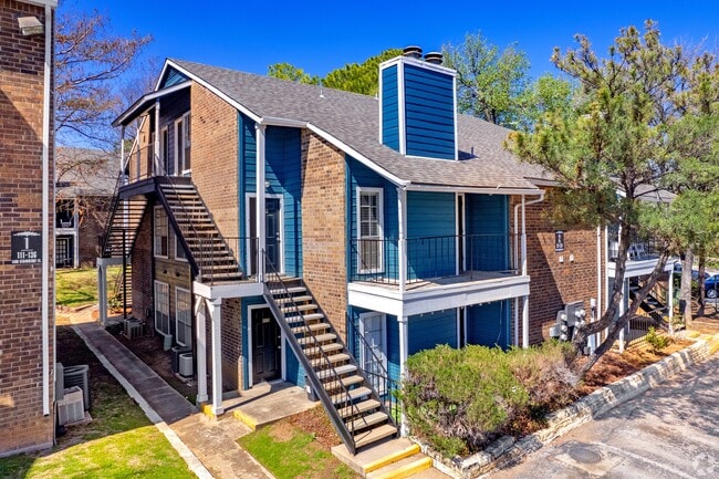 Arlington Oaks Apartment Homes