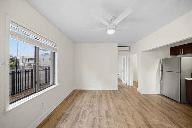 Photo - 570 NE 69th St Unit 1