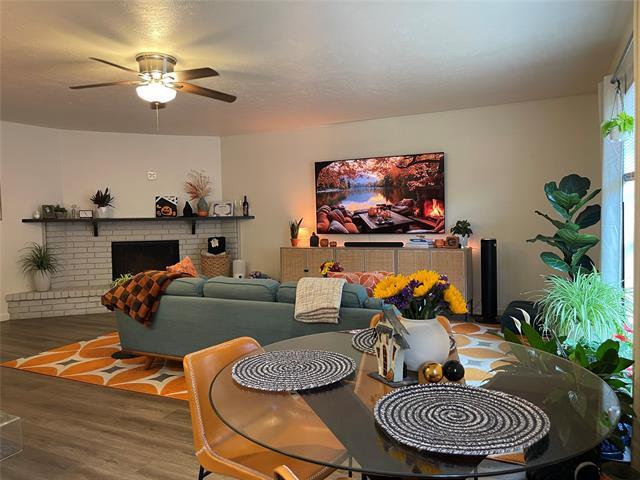 Photo - 134 W Way Dr