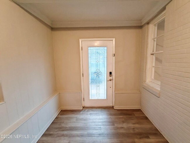 Photo - 1447 Lawrence Pl