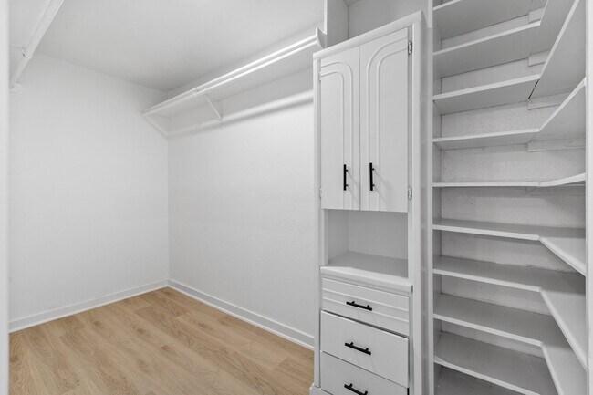 Photo - 5515 Cannonway Dr