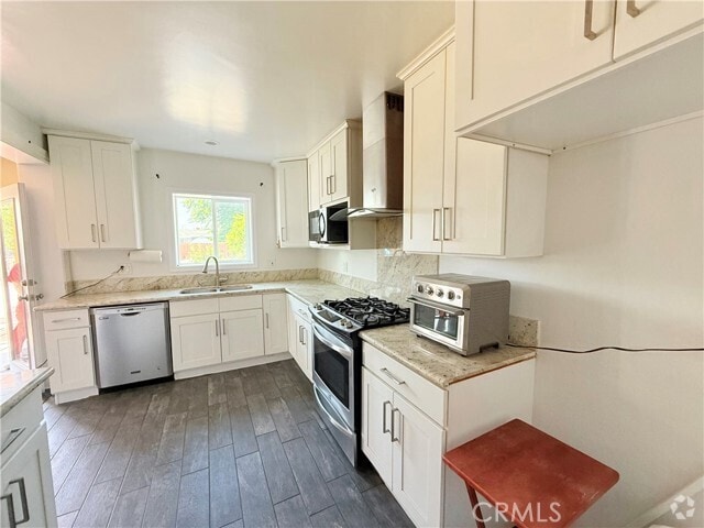 Building Photo - 8042 Laurel Ave Rental