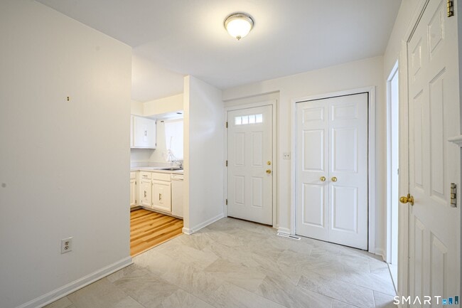 Photo - 42 Monticello Dr Unit 42