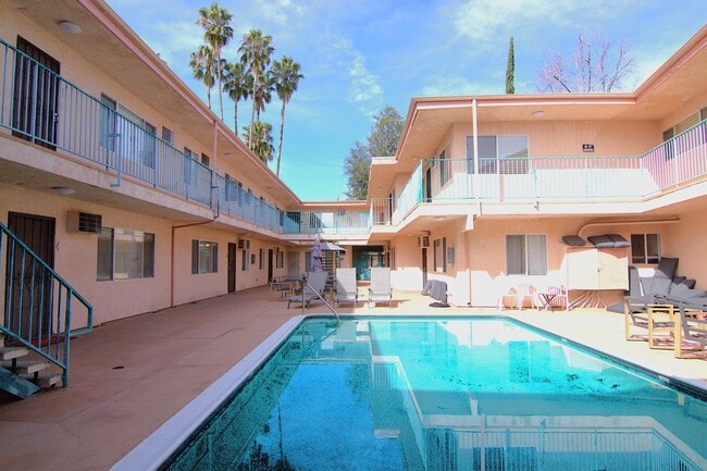 Photo - 6520 Shirley Ave