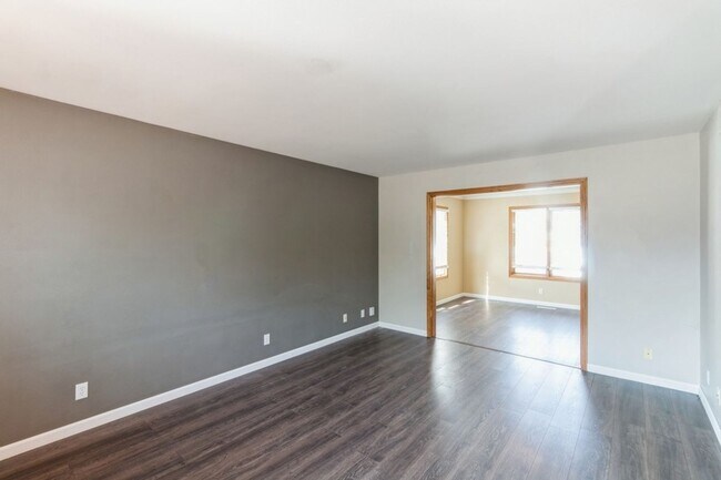 Photo - FINISHED BASEMENT WITH FENCED YARD! 4 Bedroom, 3.5 Bathroom Home in Ames