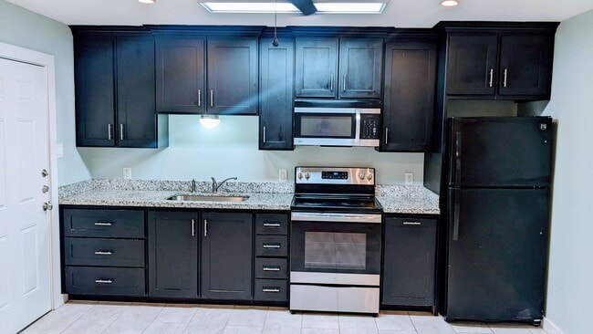 Photo - 917 Hendricks Ave Unit B