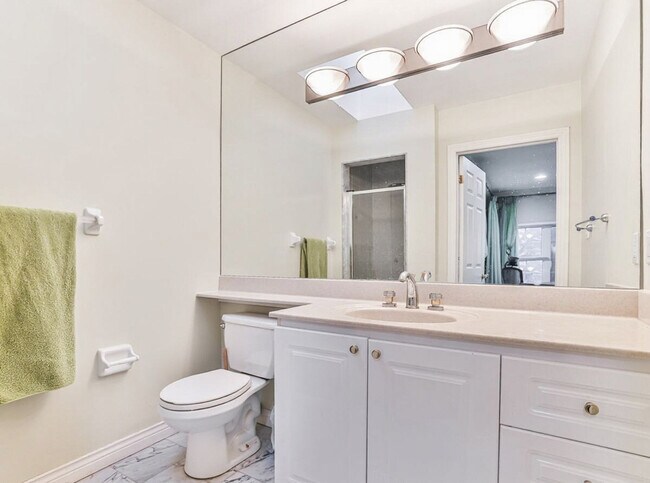 Photo - 44 Arjay Crescent Unit SI ID1513127P