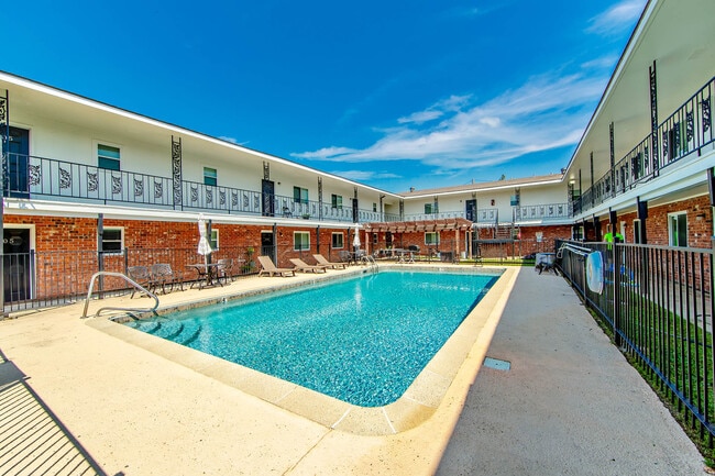 Quail Court Apartments