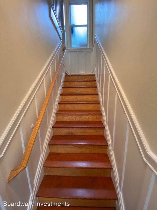 Photo - 2 br, 1 bath House - 929 Clayton St