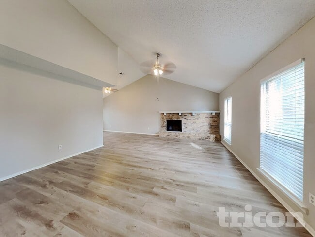 Photo - 2637 Bennington Ct