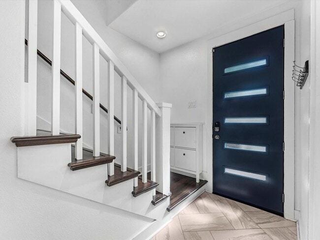 Photo - 3421 Gillespie St