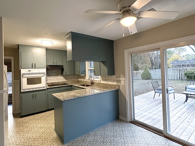 Photo - 408 Lynette Dr