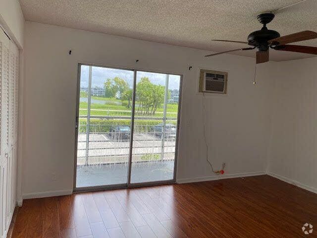 Building Photo - 317 Dorset H Unit 317 Rental