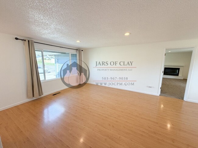 Photo - Move in ready South Salem Home!