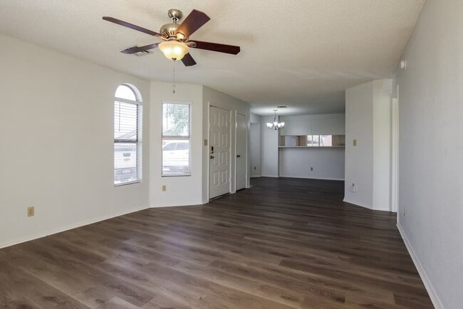 Photo - 7040 W Olive Ave