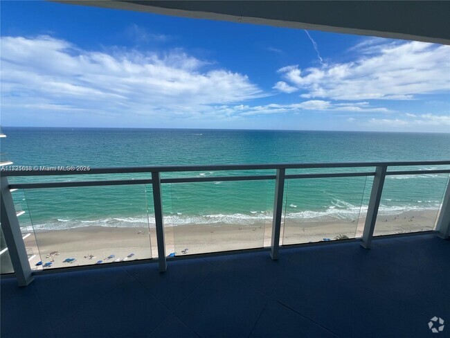 Building Photo - 2030 S Ocean Dr Unit 2221 Rental