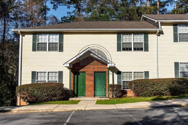 Building Photo - 2403 Hartsfield Rd
