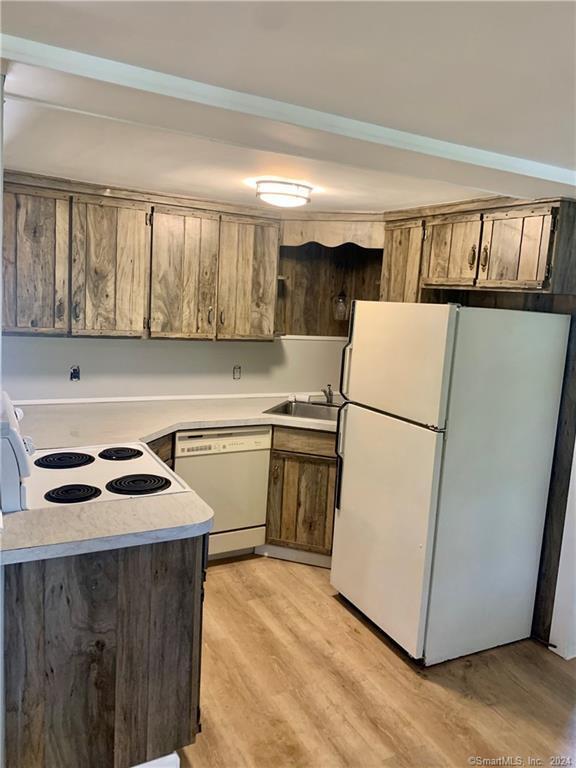 Photo - 551 N Main St Unit 1R