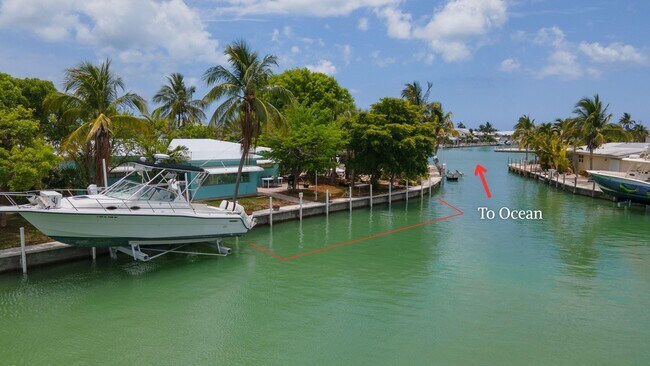 Photo - 470 122nd St