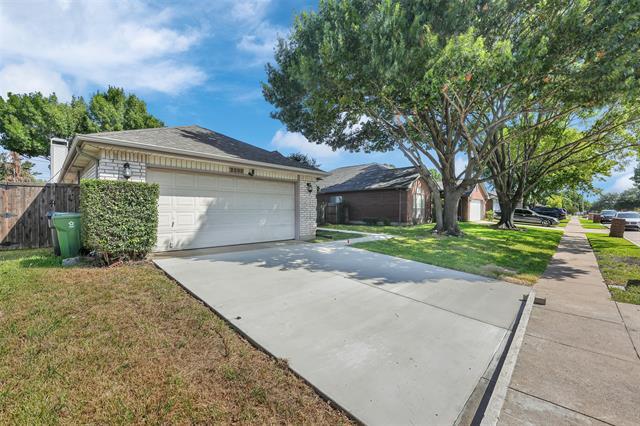 Photo - 2305 Brisbane Dr