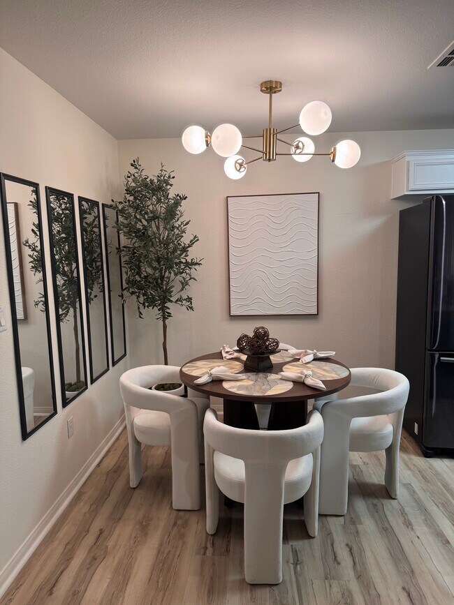 Photo - 7701 W Robindale Rd Unit 142