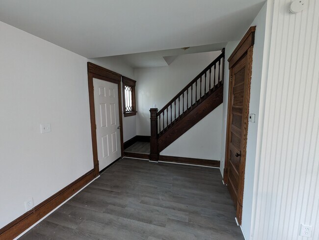 Photo - 413 Cherry Ave