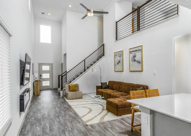 Photo - 12832 Barnsbury Ln