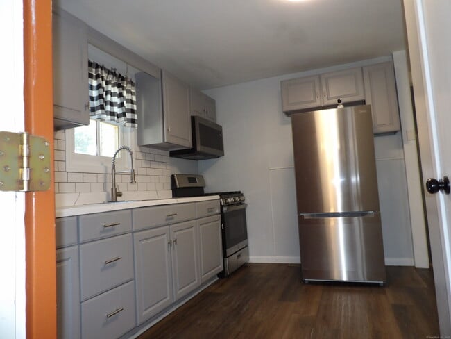 Photo - 32 Wells Ave