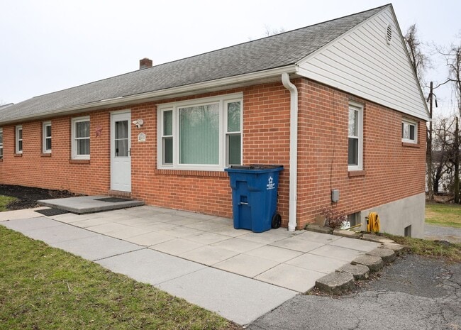 Photo - 2305 River Rd