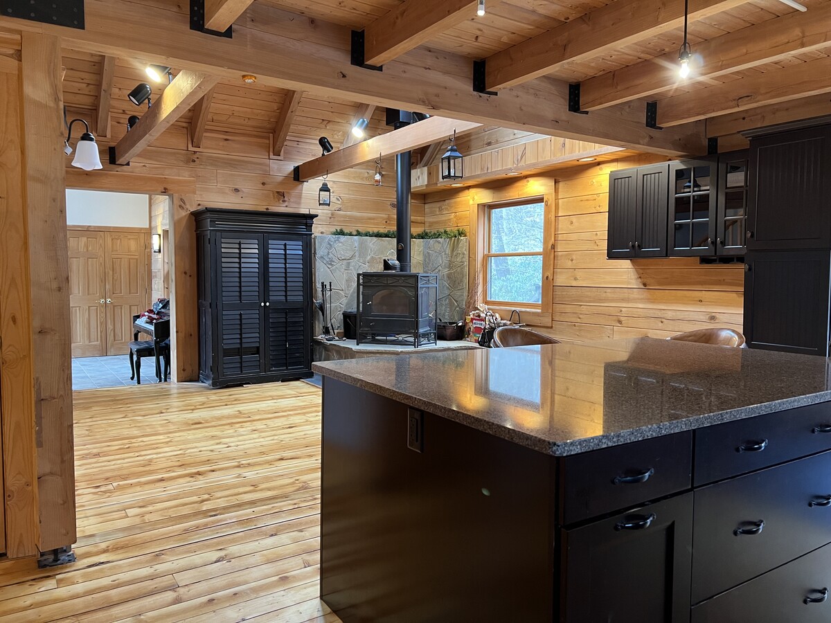 Comida - 1930 White Day Creek Rd