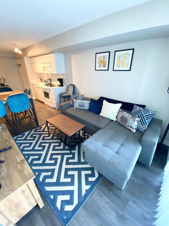 Photo - 530 Front St W Unit ID1345809P