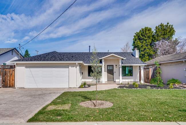 Photo - 2051 Randolph Dr