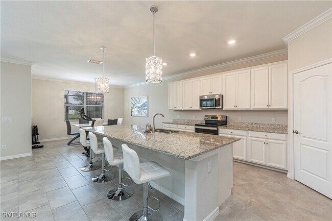 Photo - 2079 Vermont Ln