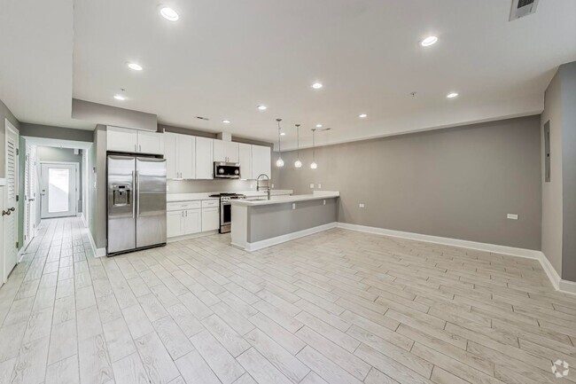 Building Photo - 1813 D St NE Rental