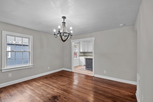 Living Room - 1317 Hill St