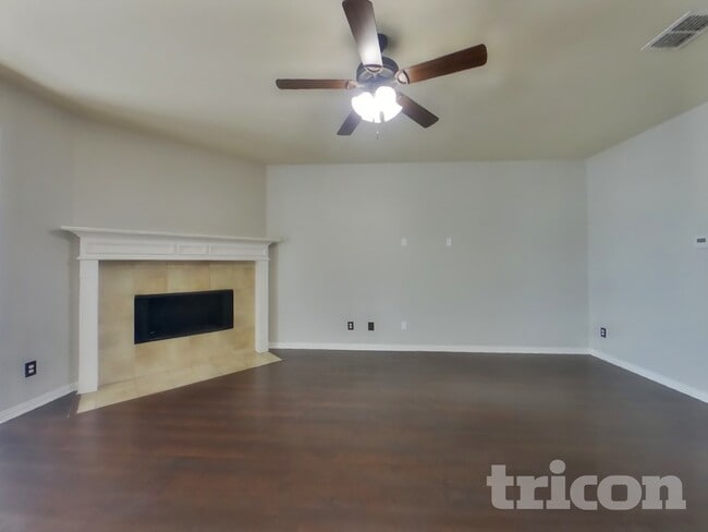 Photo - 3920 Long Hollow Rd