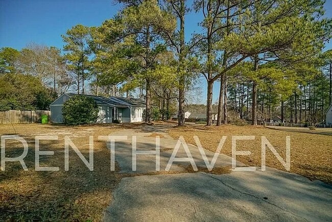 Photo - 421 Rockingham Rd