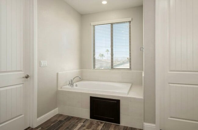 Photo - 11293 N Alicante Dr