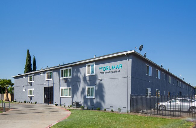 The Del Mar - The Del Mar in Sacramento Apartments