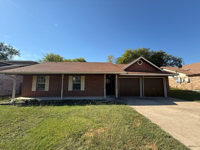 Building Photo - 412 Baumann Dr