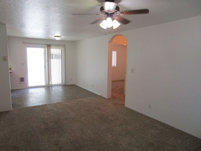 Photo - End Unit in Triplex Near Golf Course on Cu...