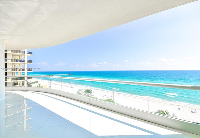 Photo - 16051 Collins Ave Condominio Unidad 704