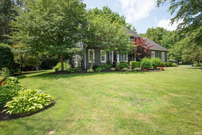 Photo - 3801 W Capilano Dr