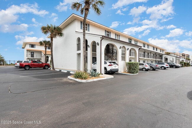 Photo - 199 Jimmy Buffett Mem Hwy Unit C-208