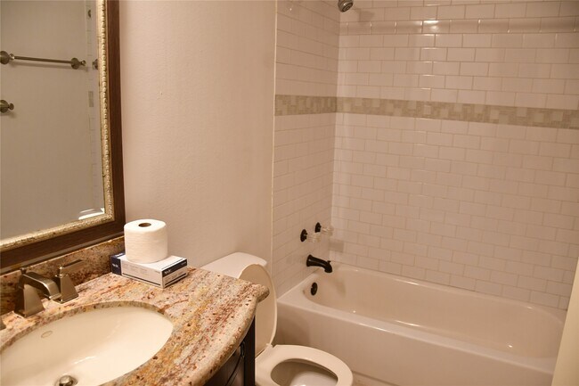 Photo - 2316 Shadowdale Dr Unidad True