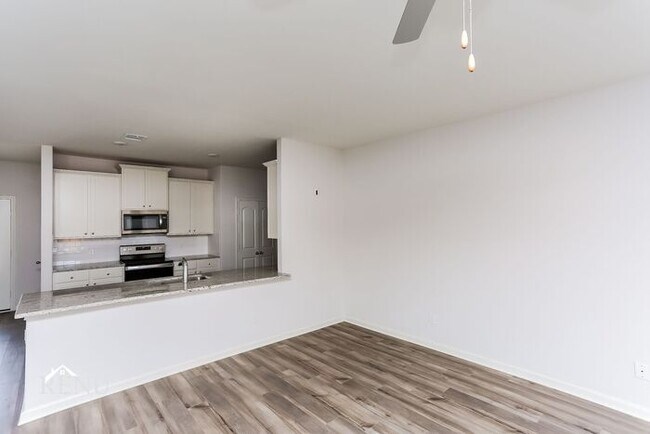 Photo - 1101 Wheatfield Ln