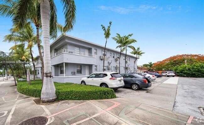 Building Photo - 5305 Biscayne Blvd Unit 105 Rental