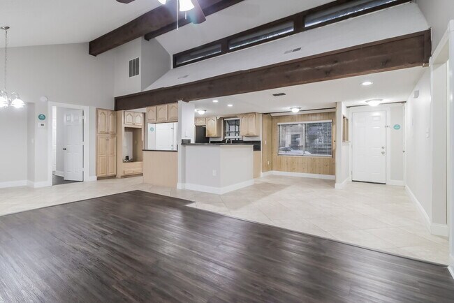 Photo - 978 Windsong Cir