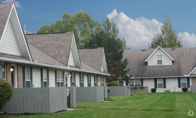 Building Photo - Pataskala Village Square Rental